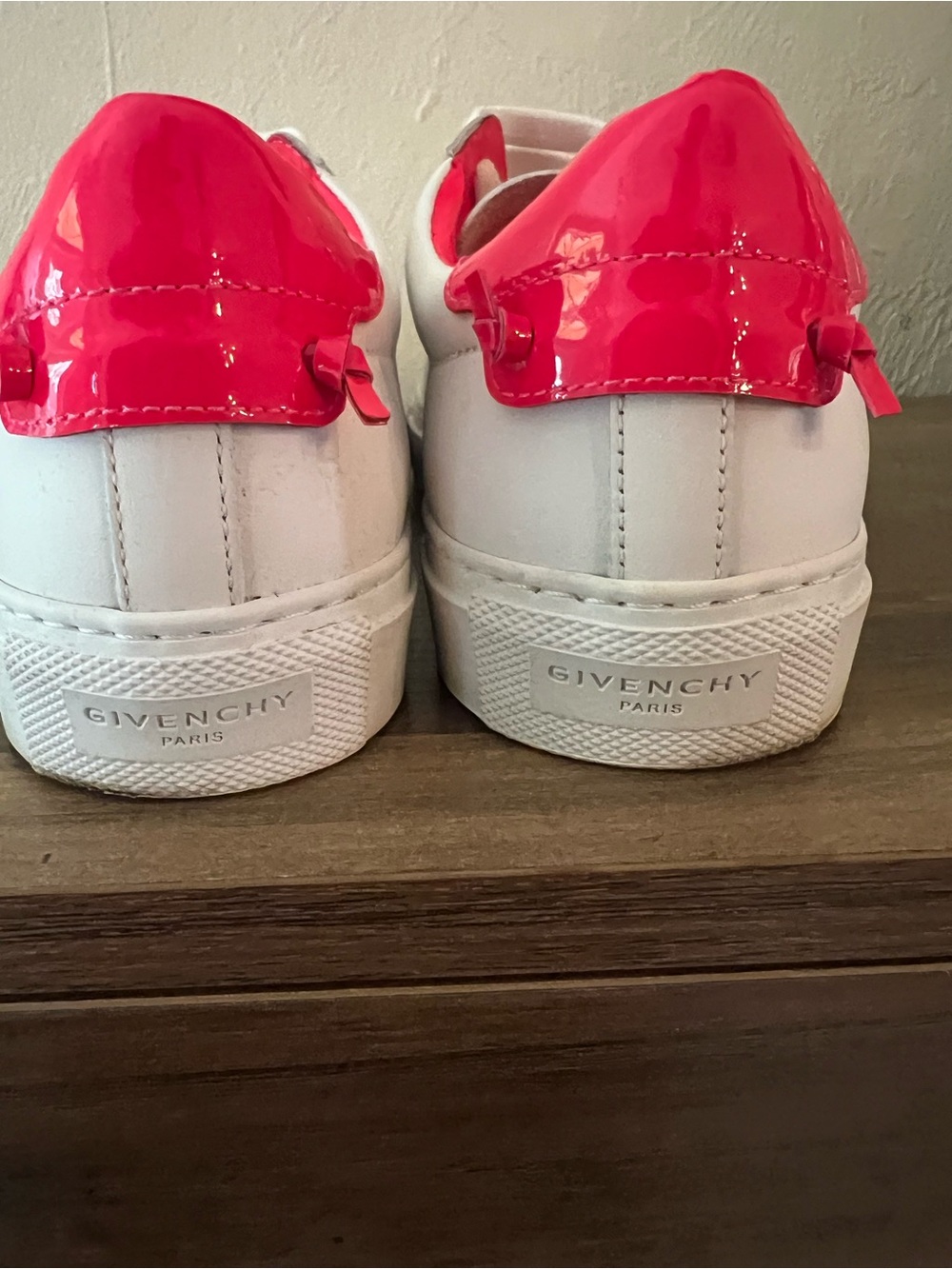 Authentic Givenchy Urban Street White Leather Sneakers with Hot Pink Accent - Picture 6 of 9
